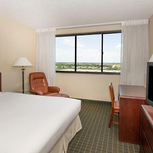 Classic Queen Room